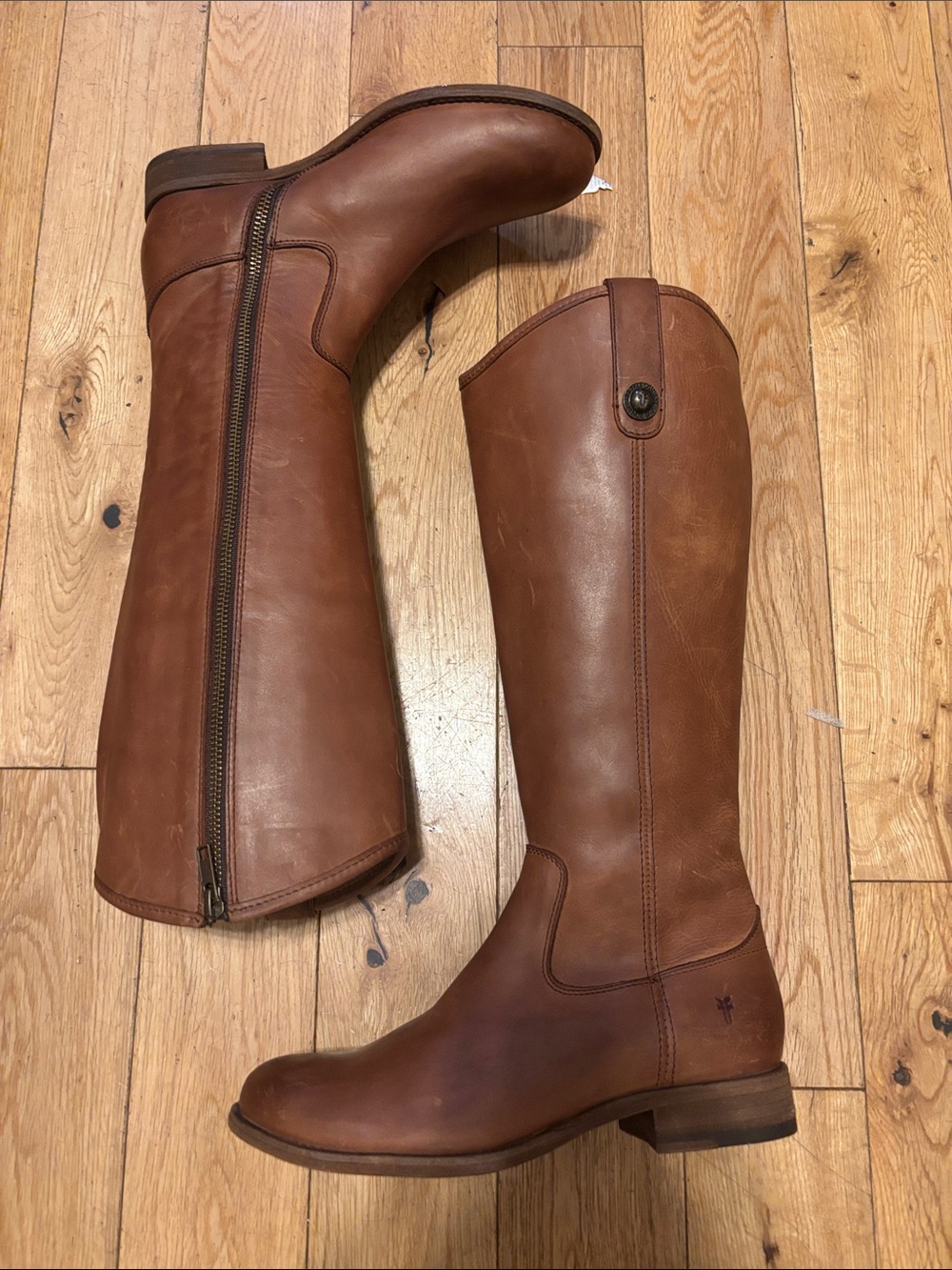 NWOB Frye Melissa Zip Up Cognac Leather Riding Boots
